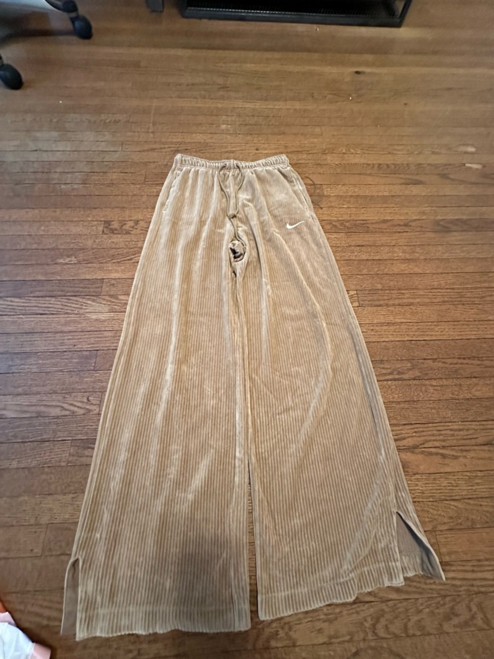 Nike Beige Ribbed Wide-Leg Lounge Pants